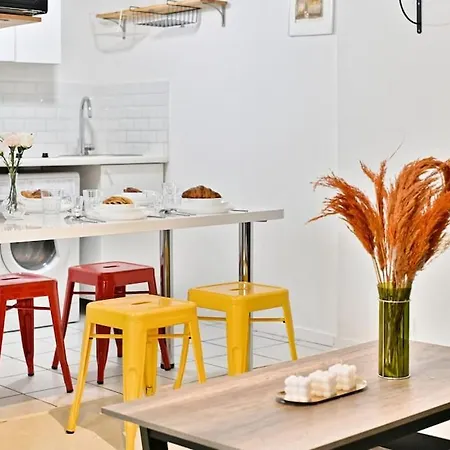 Proche Canal Saint Martin Apartment Paris