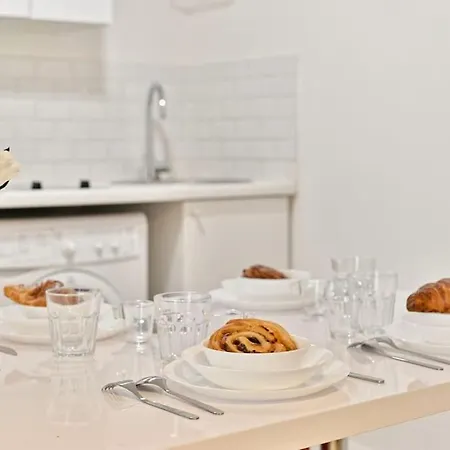 Apartment Proche Canal Saint Martin
