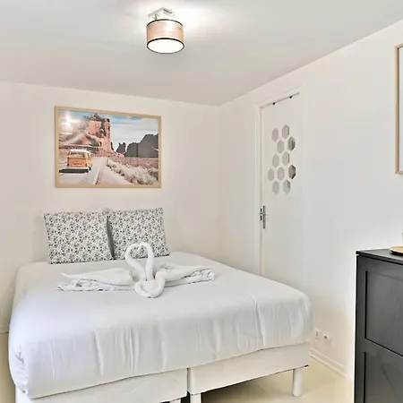 Proche Canal Saint Martin Apartment